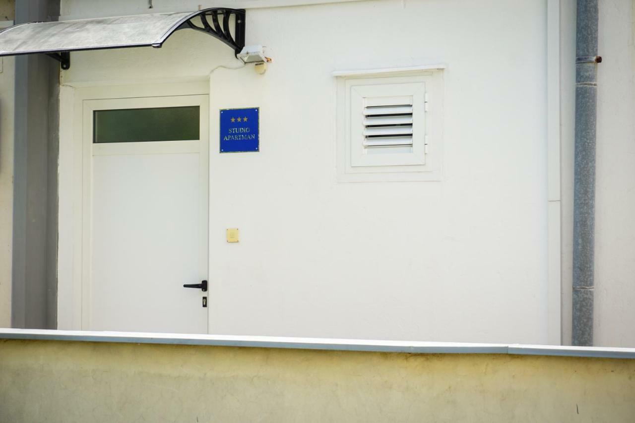 Studio Apartment Goga Zadar Exteriör bild